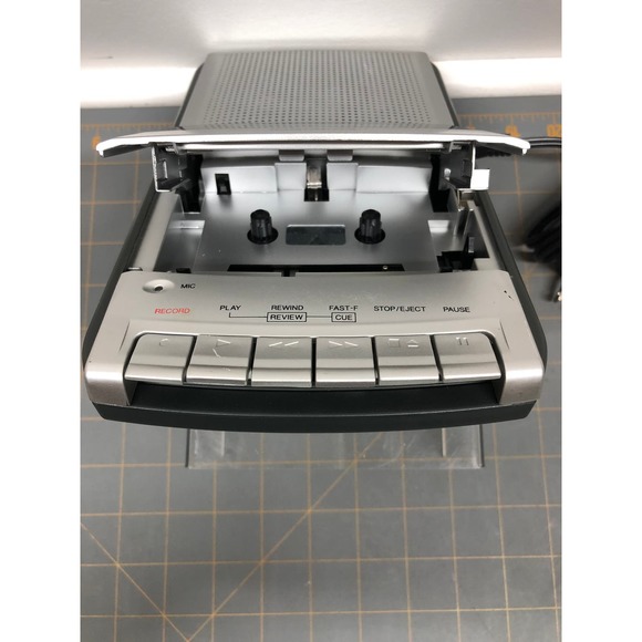 Vintage Radio Shack Portable Cassette Recorder CTR-121 Tested w/Manual - Picture 5 of 6